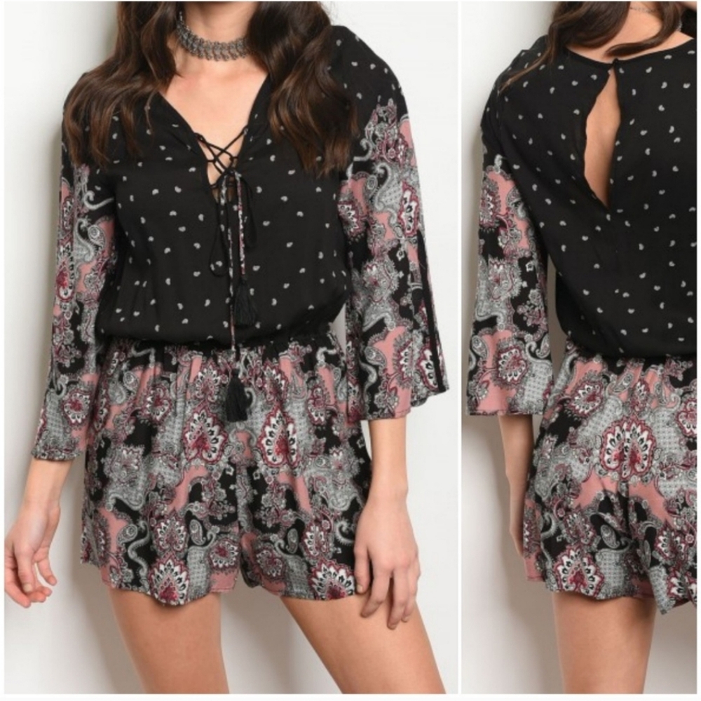 💥SALE💥Black mauve romper